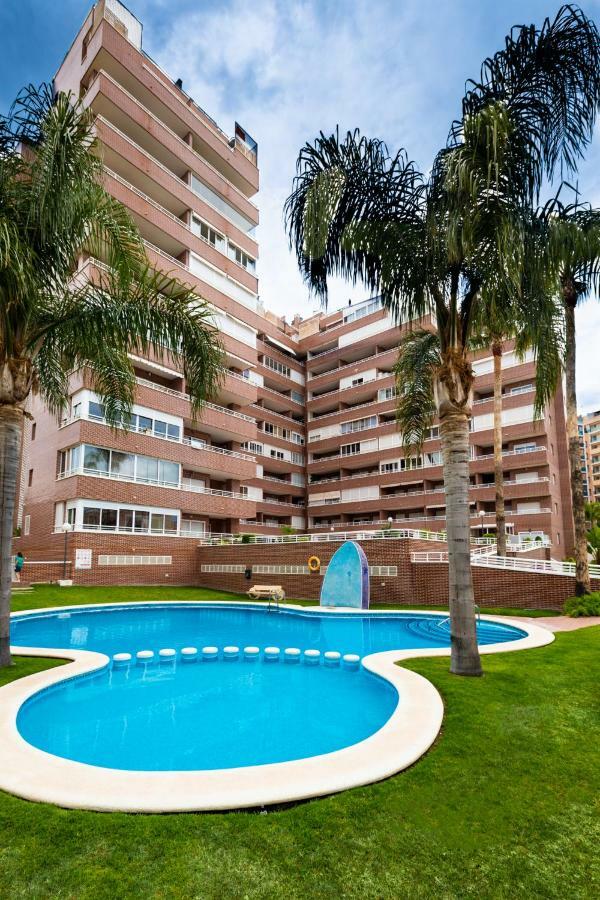 Hola Apartment Benidorm Bagian luar foto