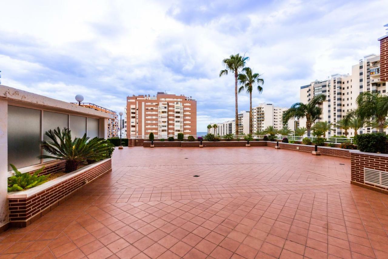 Hola Apartment Benidorm Bagian luar foto